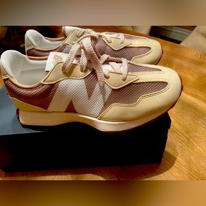 New balance 327 Big kids